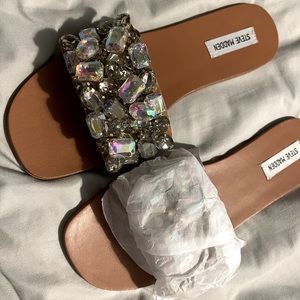 Steve Madden slides